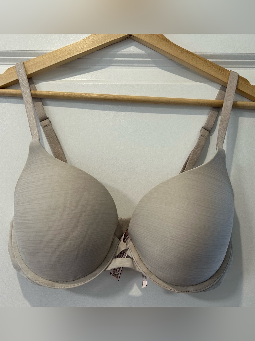 Victoria's Secret Smooth Nude T-Shirt Bra